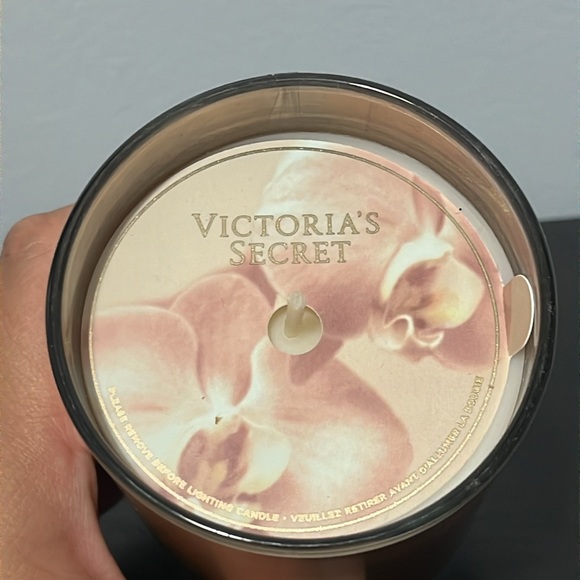 NEW Victoria’s Secret Bare Vanilla Candle Set - Picture 5 of 6
